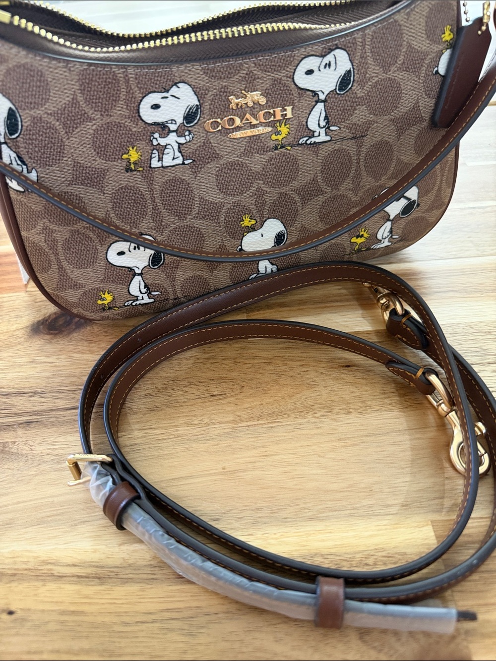 Coach x Peanuts Brown Snoopy Shoulder Bag with long strap - Picture 8 of 8